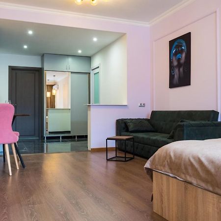 Iren River Side Apartments Tbiliszi Kültér fotó