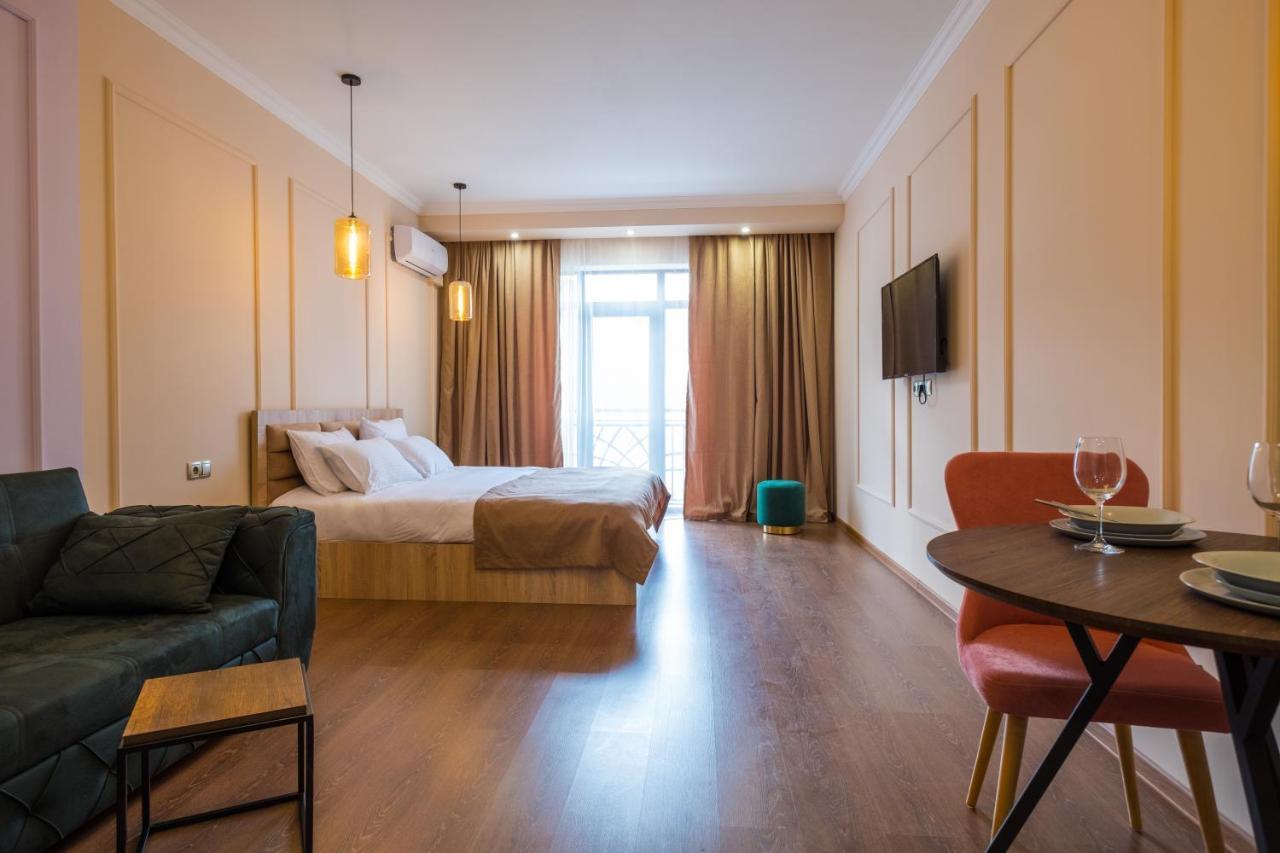 Iren River Side Apartments Tbiliszi Kültér fotó